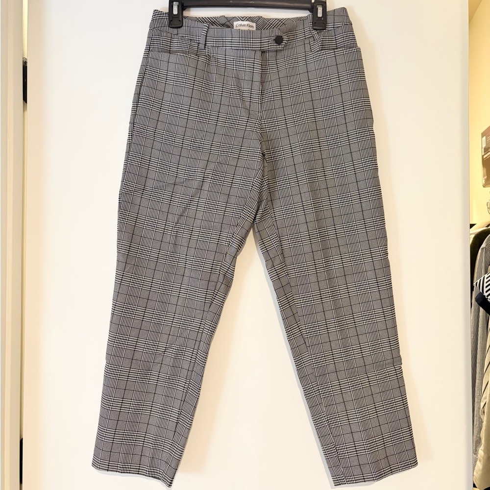 Calvin Klein Plaid Ankle Pants Grey Straight Leg, Size 4